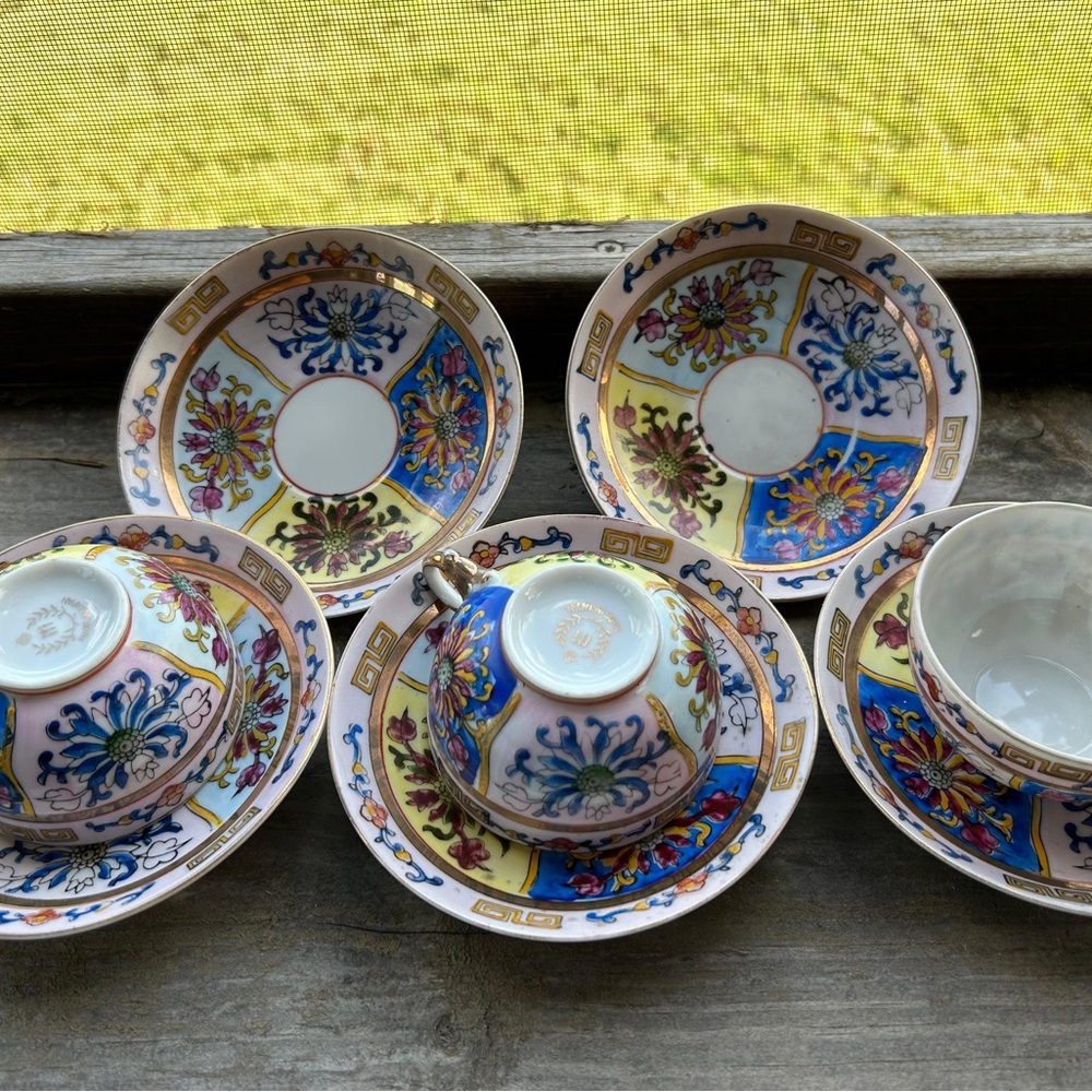 Egg shell Porcelain Teacups